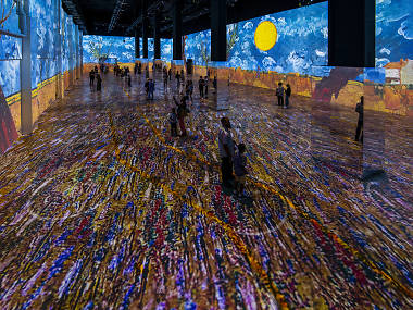 Immersive Van Gogh exhibit in Chicago